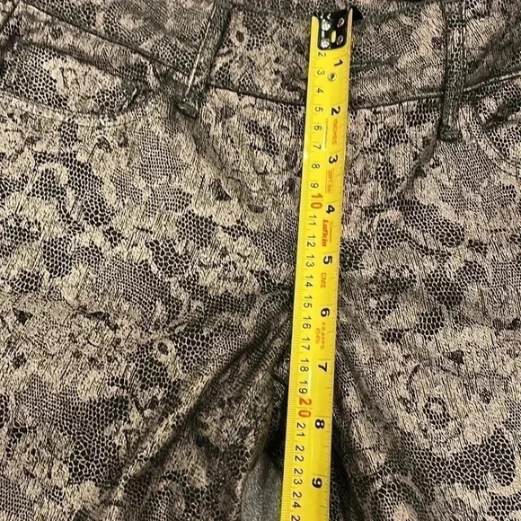 [W26L29]Black Orchid by Julien.J Low Rise Skinny Denim Metallic  Floral NWOT - Picture 4 of 8